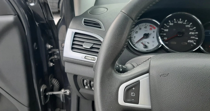 Renault Megane cena 28800 przebieg: 230000, rok produkcji 2011 z Poddębice małe 254